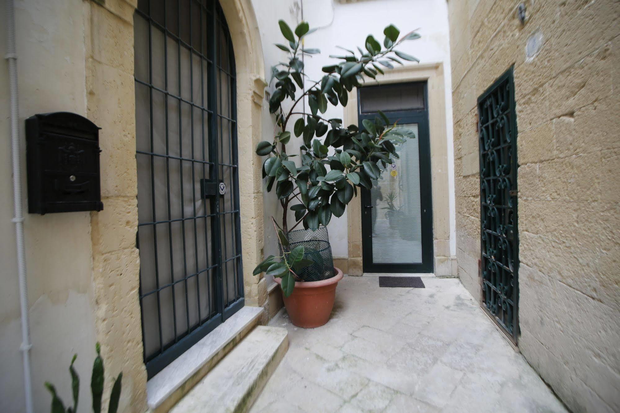 Tito Schipa B&B Lecce Exteriér fotografie